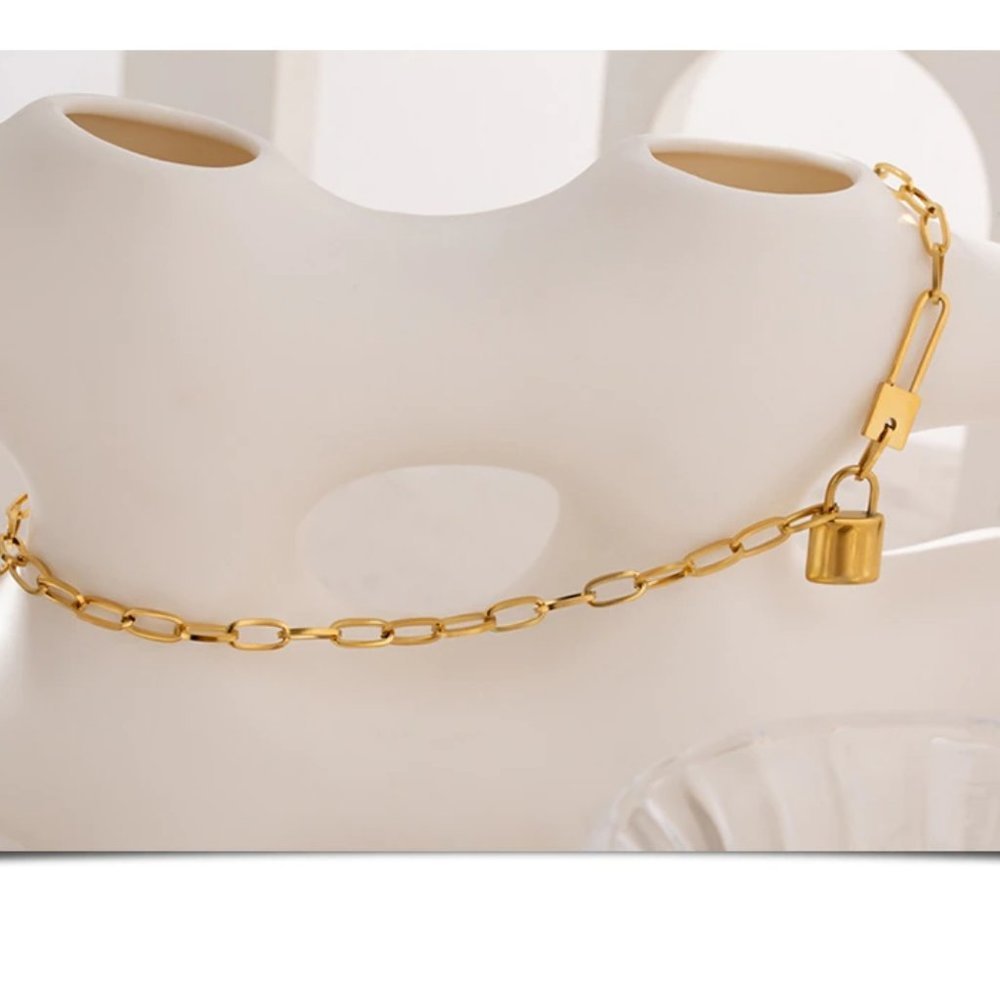 New 18K Gold Plated Lock Key Link Chain Necklace 9e - Picture 7 of 7